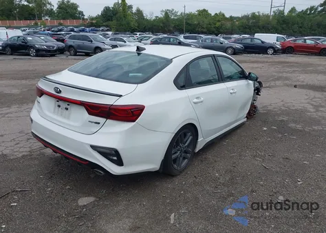 2021 Kia Forte Gt-Line z USA, uszkodzony, nr VIN 3KPF34AD4ME405107